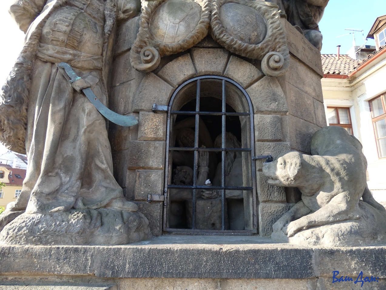 Скульптура «Турок на мосту». Прага