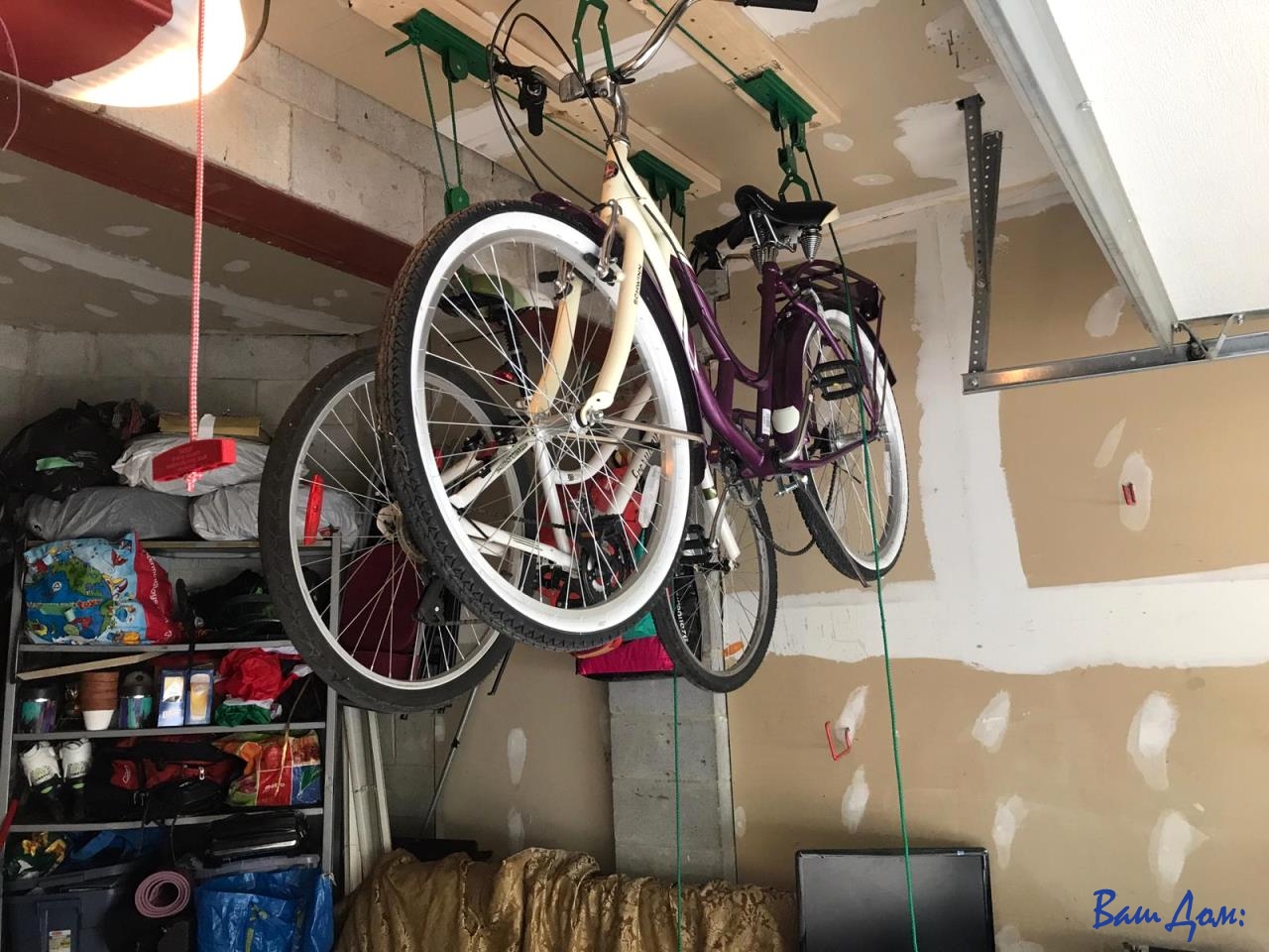 Расхламление и потолочное хранение велосипедов